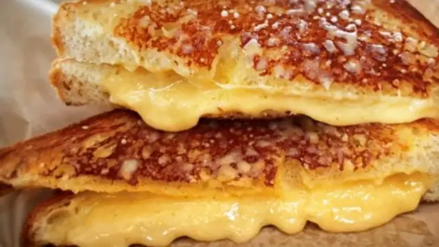 Video thumbnail for The Secret Ingredient You Should Be Using On Your Grilled Cheese