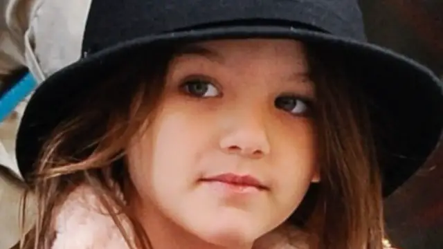 Video thumbnail for Inside Suri Cruise's Life At Home