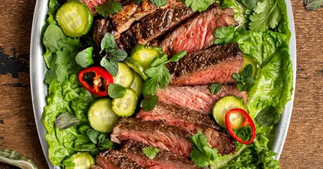 'Video thumbnail for Triple pepper crusted steak'
