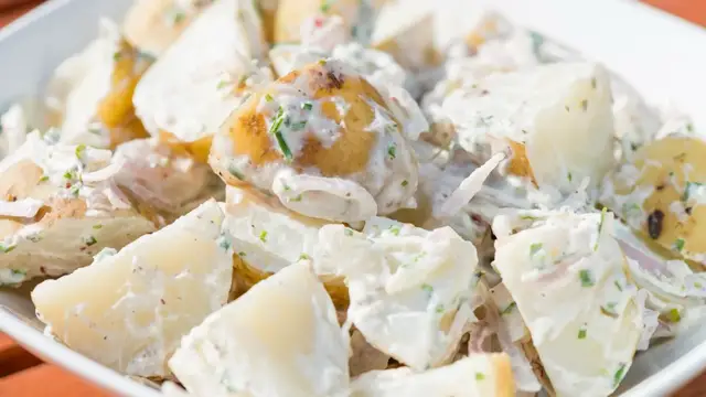 'Video thumbnail for Add This Ingredient To Your Potato Salad & You'll Never Go Back'