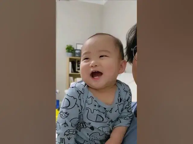 Video thumbnail for 재채기 개인기를 습득한 율 #baby #아기 #육아브이로그 #funny #귀여운아기 #육아 #11개월아기 #육아일상 #아빠와아기
