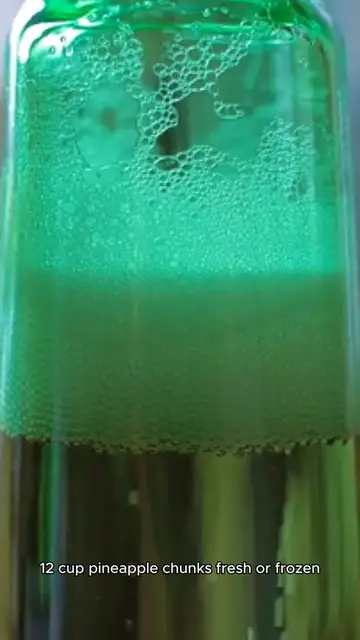 Video thumbnail for green smoothie recipe