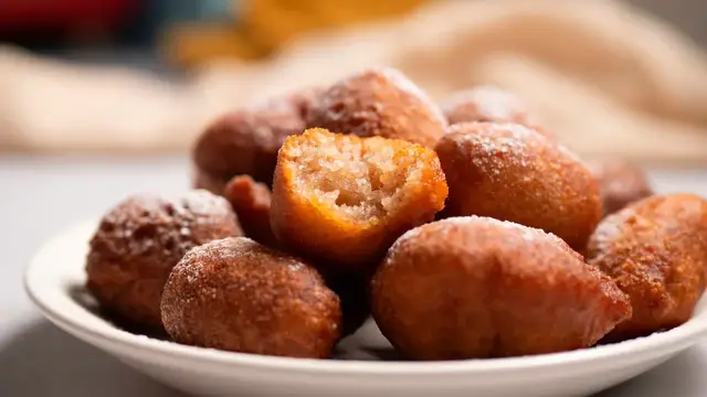 Video thumbnail for Banana Fritters, A Perfect Afternoon Snack