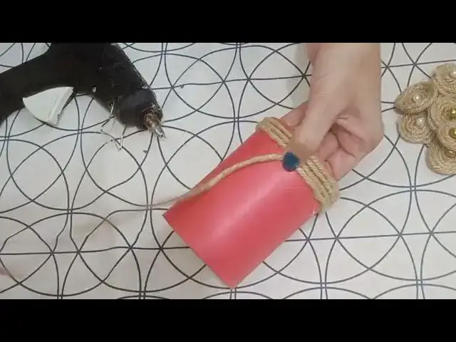 Video thumbnail for simple and very easy jute work on empty tin pencil and pen holder