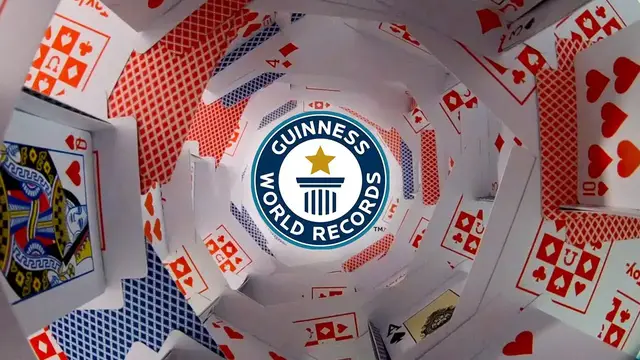 Video thumbnail for Tallest house of cards built in one hour - @Guinness World Records