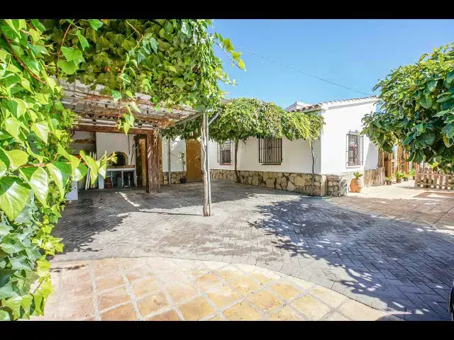 Video thumbnail for Villa in Javea for sale in Alicante Beds 4 Baths 2  € 334,000 Spanish Casa Properties