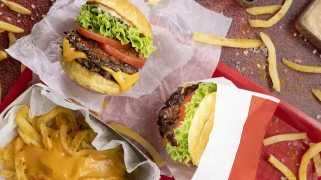 Video thumbnail for These Are 3 Of The Best New Fast Food Burgers Of 2026 So Far, According To Customers