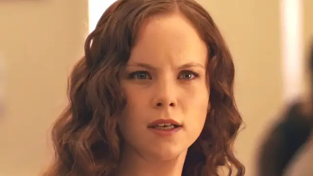 Video thumbnail for Nicola From Superbad Is Gorgeous Now