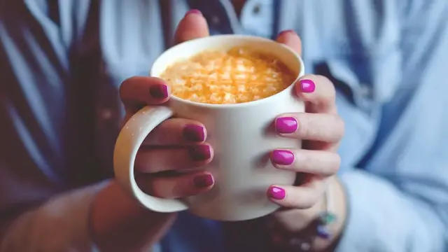 Video thumbnail for 7 Telltale Signs You're Addicted To Caffeine