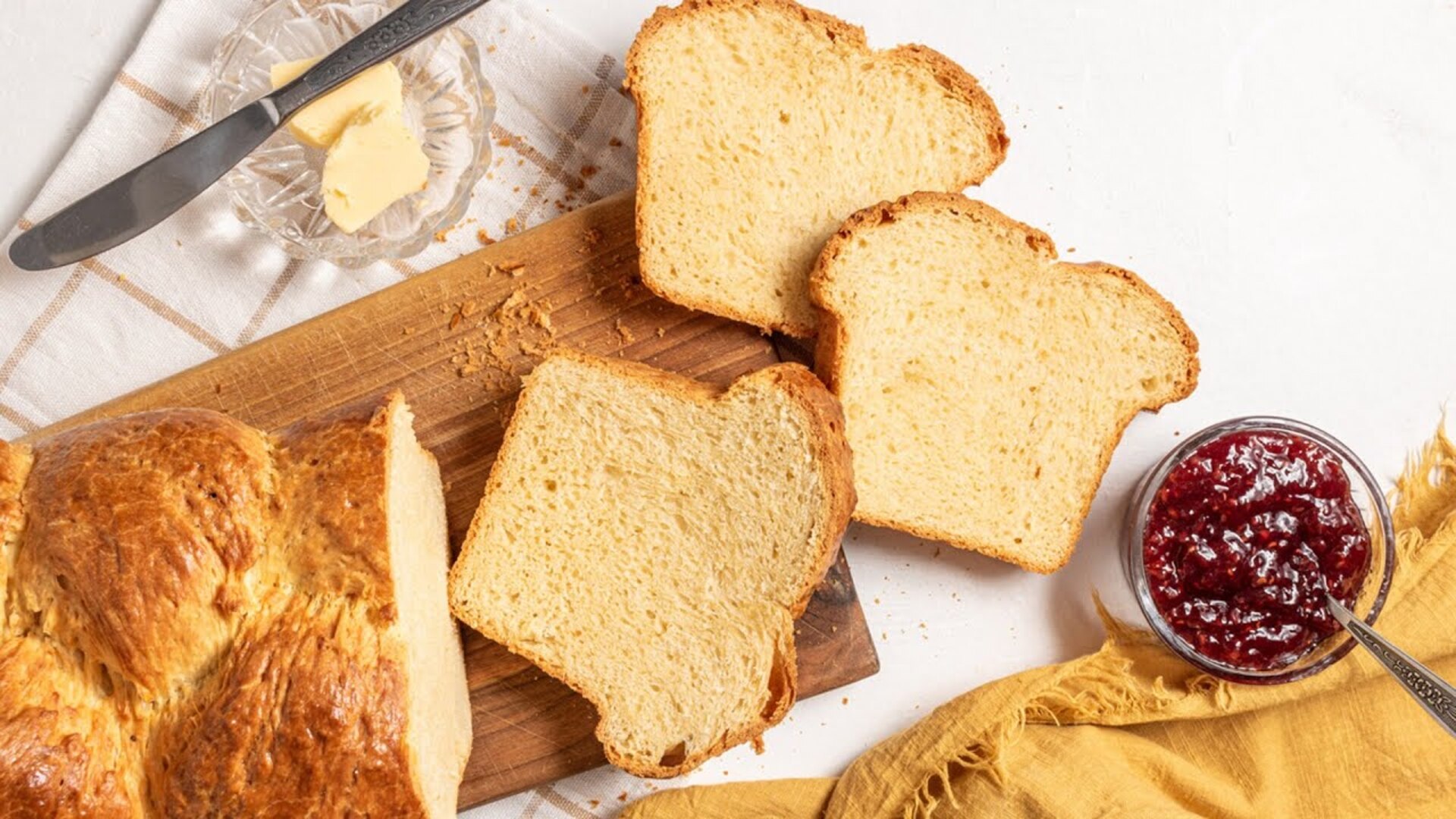 Video thumbnail for Buttery Brioche Bread Recipe