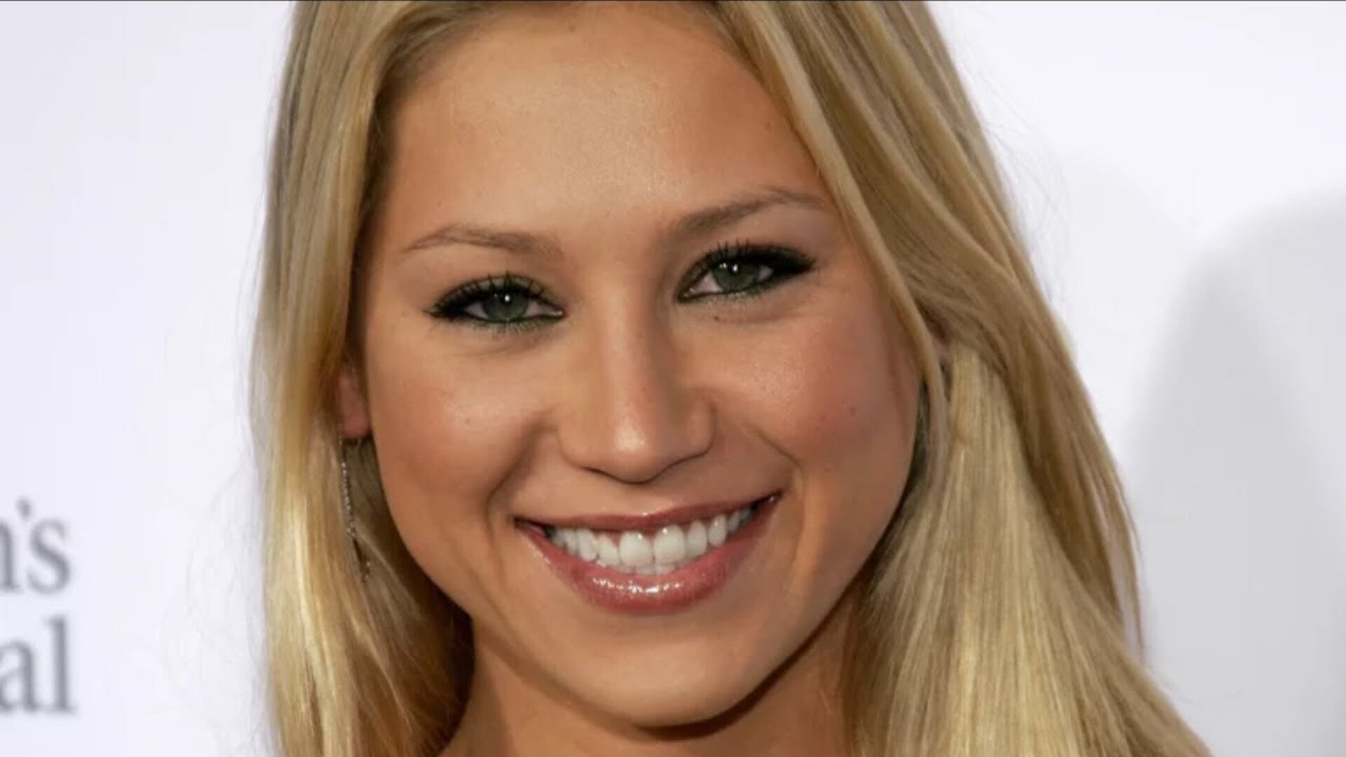 Video thumbnail for What You Never Knew About Anna Kournikova