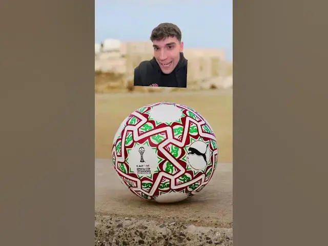 Video thumbnail for PILLAN A ARGELIA ROBANDO BALONES