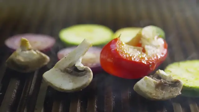 Video thumbnail for Foods & Garden Tips (30)