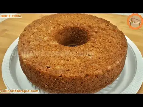 Video thumbnail for Bolo Milagre - Bolo Sem Leite Sem Ovos e Sem Manteiga