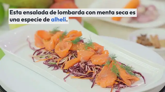 Video thumbnail for Ensalada de lombarda con menta seca