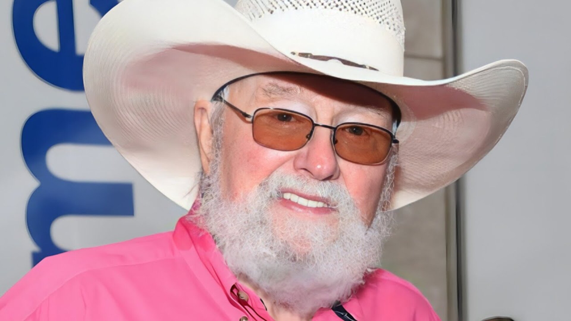 Video thumbnail for Final Interviews Of Country Music's Biggest Stars