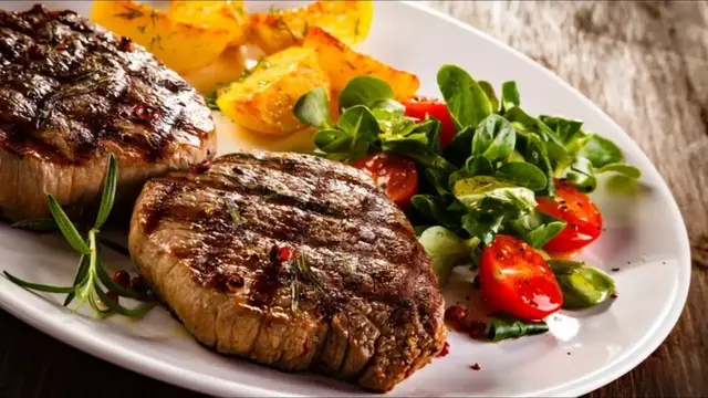 Video thumbnail for Here's What Ruth's Chris Doesn't Want You To Know