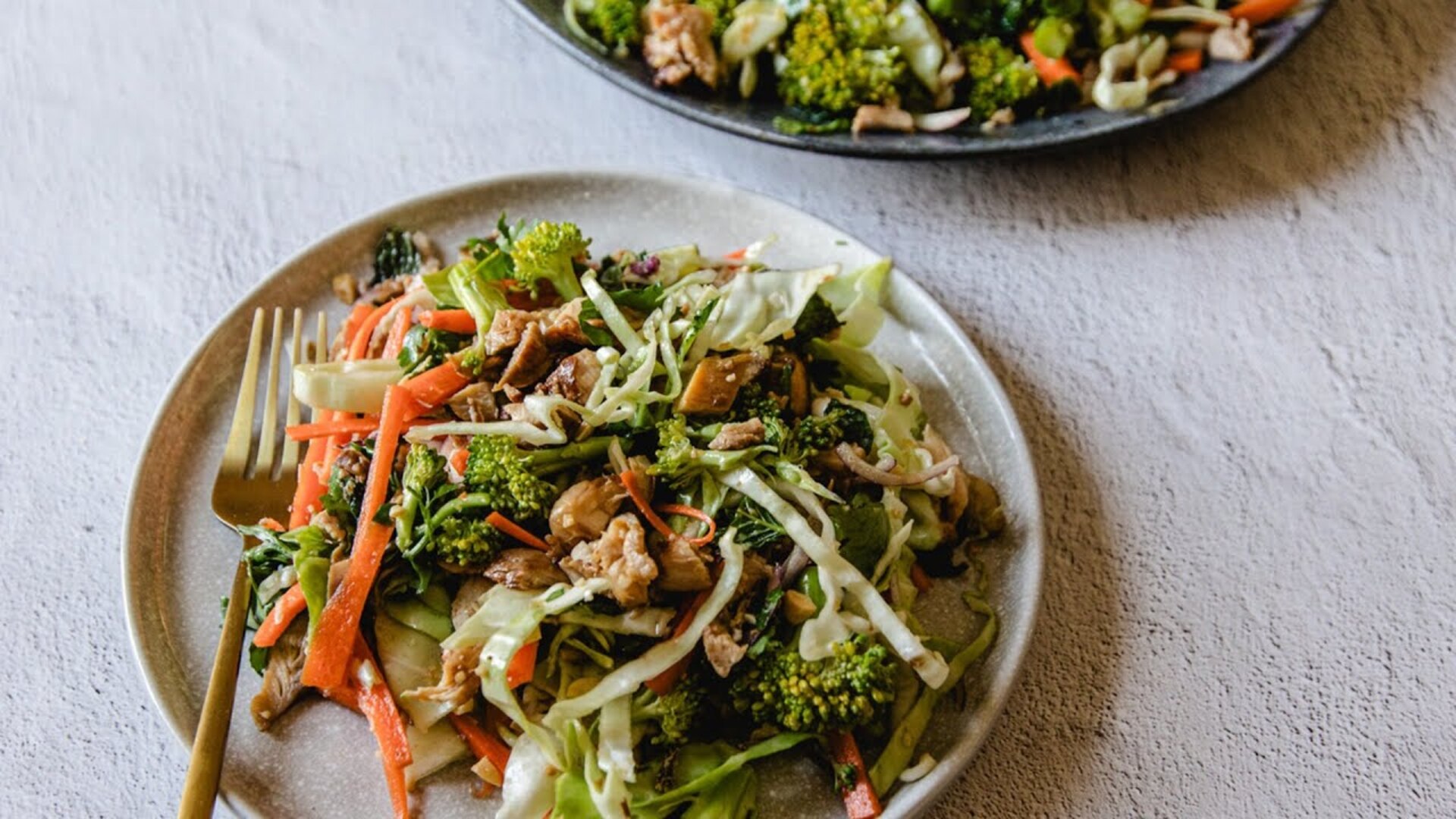 Video thumbnail for Goi Ga (Vietnamese Chicken Salad) Recipe