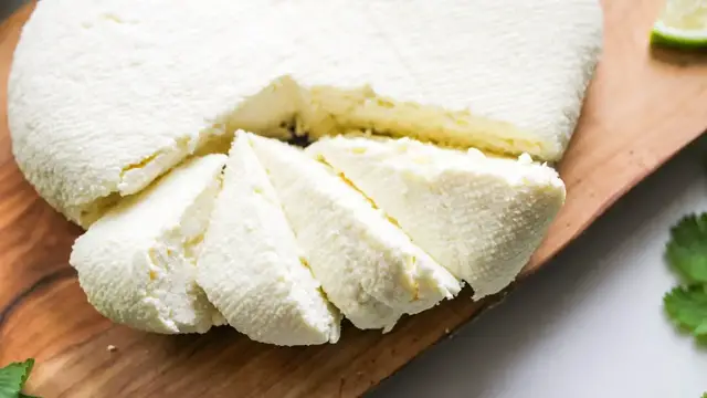 'Video thumbnail for Homemade Queso Fresco Recipe'