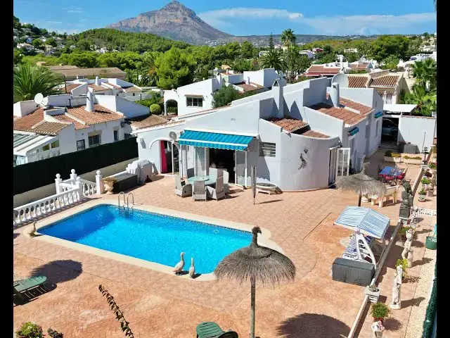 Video thumbnail for Villa in Javea Pinosol for sale in Alicante Beds 3 Baths 2 - SALE € 450,000  Spanish Casa Properties