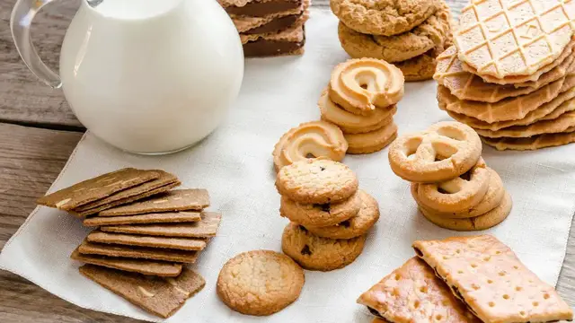 Video thumbnail for Danish Almond Cookies: video blog