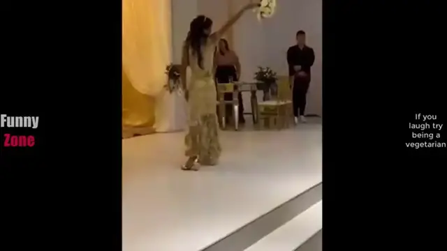 'Video thumbnail for TRY NOT TO LAUGH 😆 Best Funny Videos Compilation 😂😁😆 Memes PART 218'