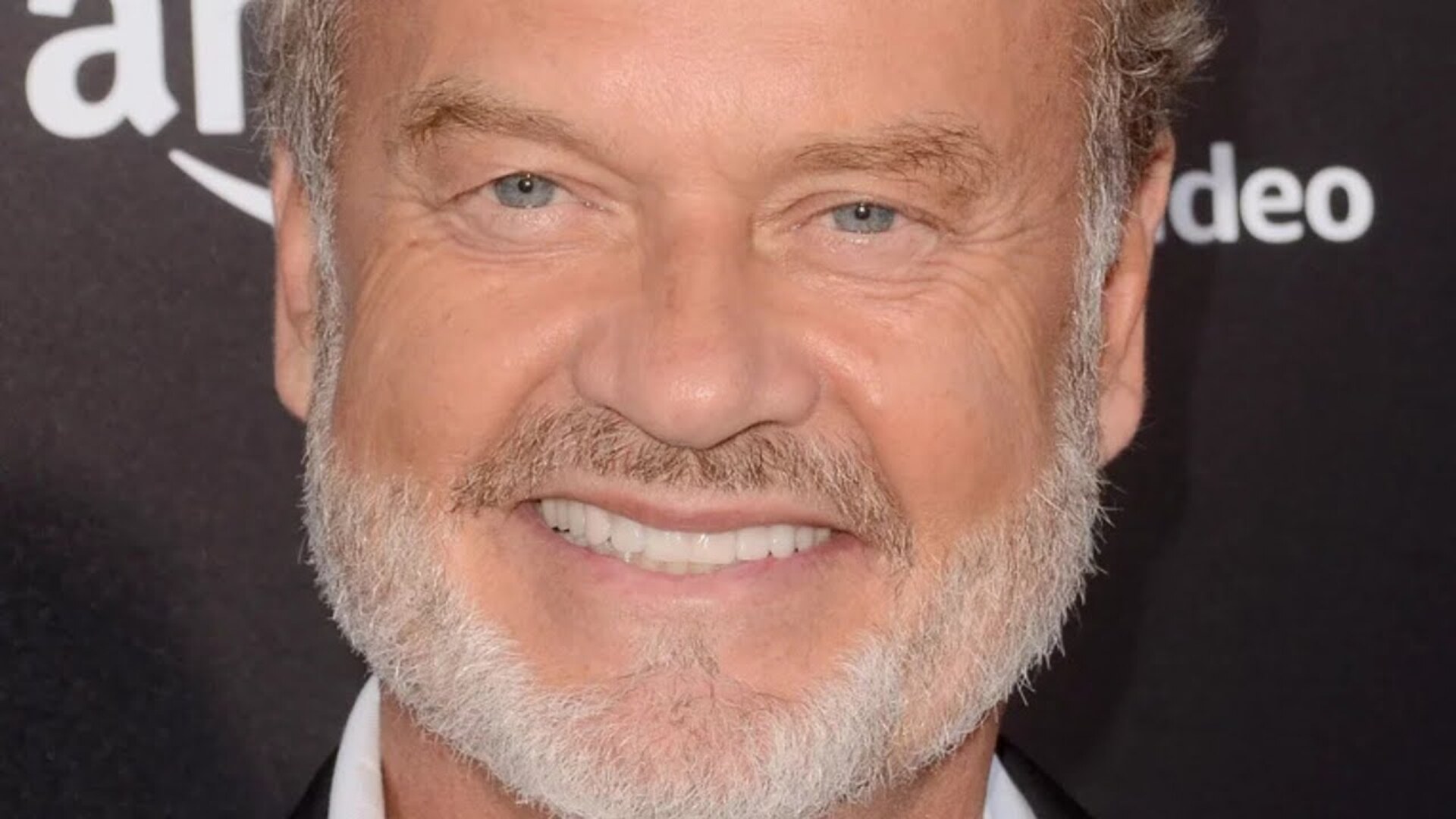 Video thumbnail for Beloved Celebs Who Were Dealt An Unfair Hand In Life