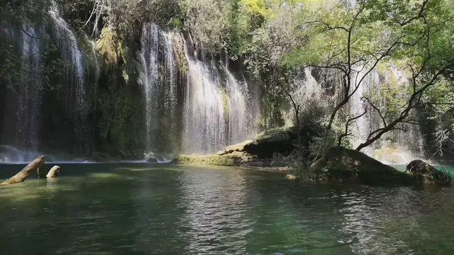 Video thumbnail for Entdecke Neuseeland: Natur, Abenteuer und Kultur