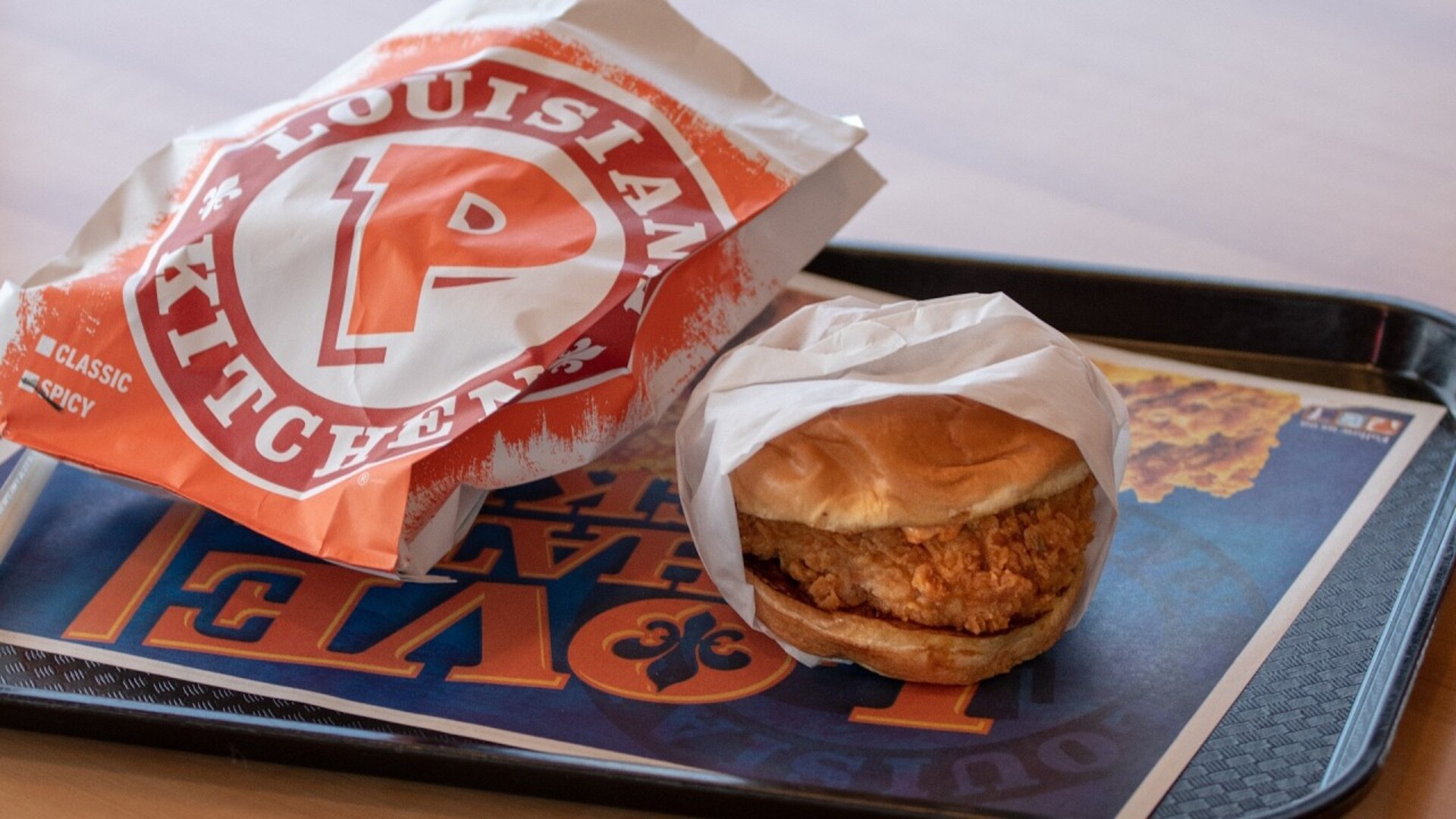 Video thumbnail for Popeyes Menu Items The Staff Avoids At All Costs