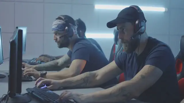 Video thumbnail for Multiplayer Games on The Forest