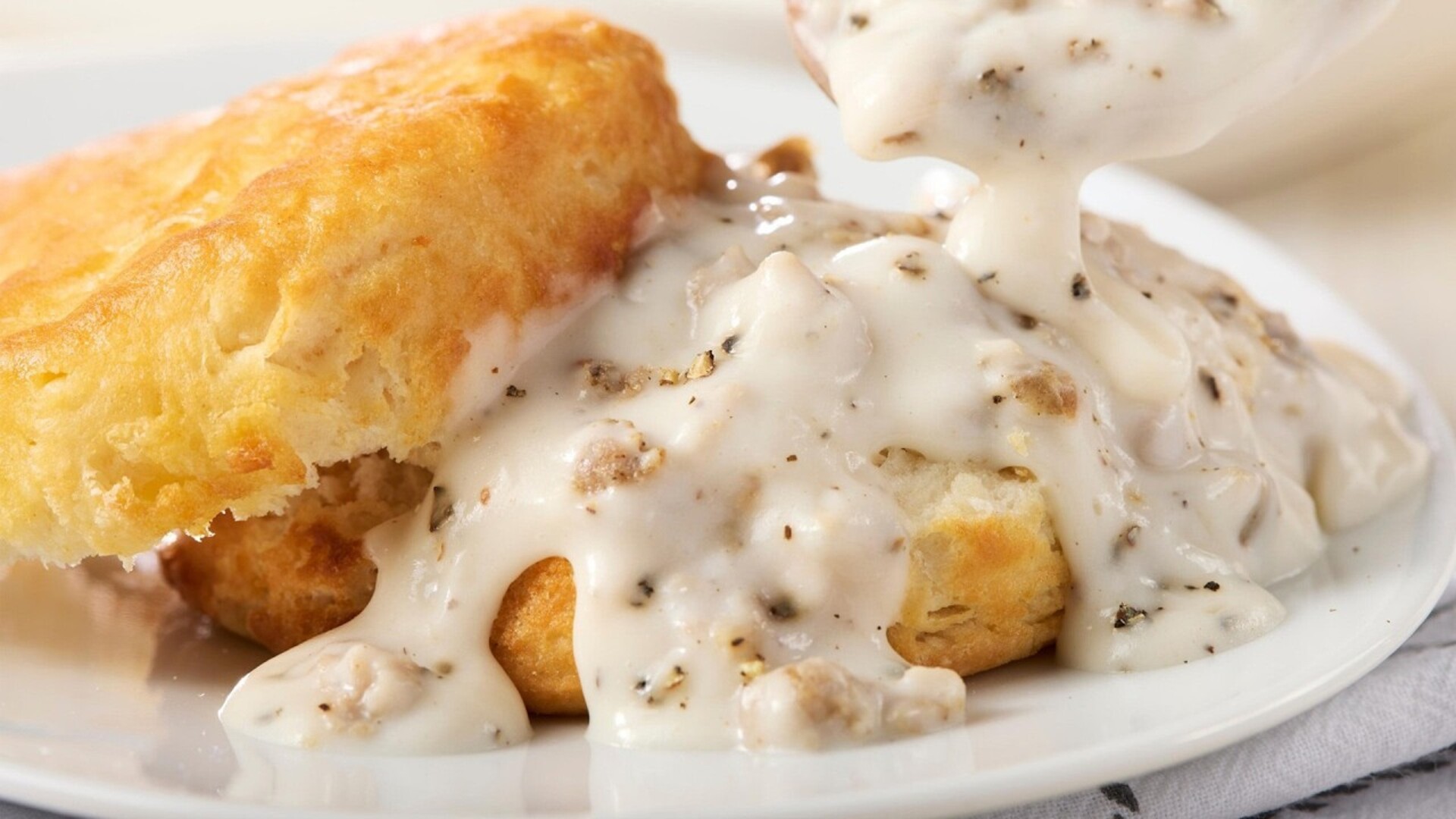 Video thumbnail for Chain Restaurant Biscuits And Gravy Ranked From Worst To Best