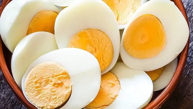 Video thumbnail for False Hard Boiled Egg Facts You Need To Stop Believing