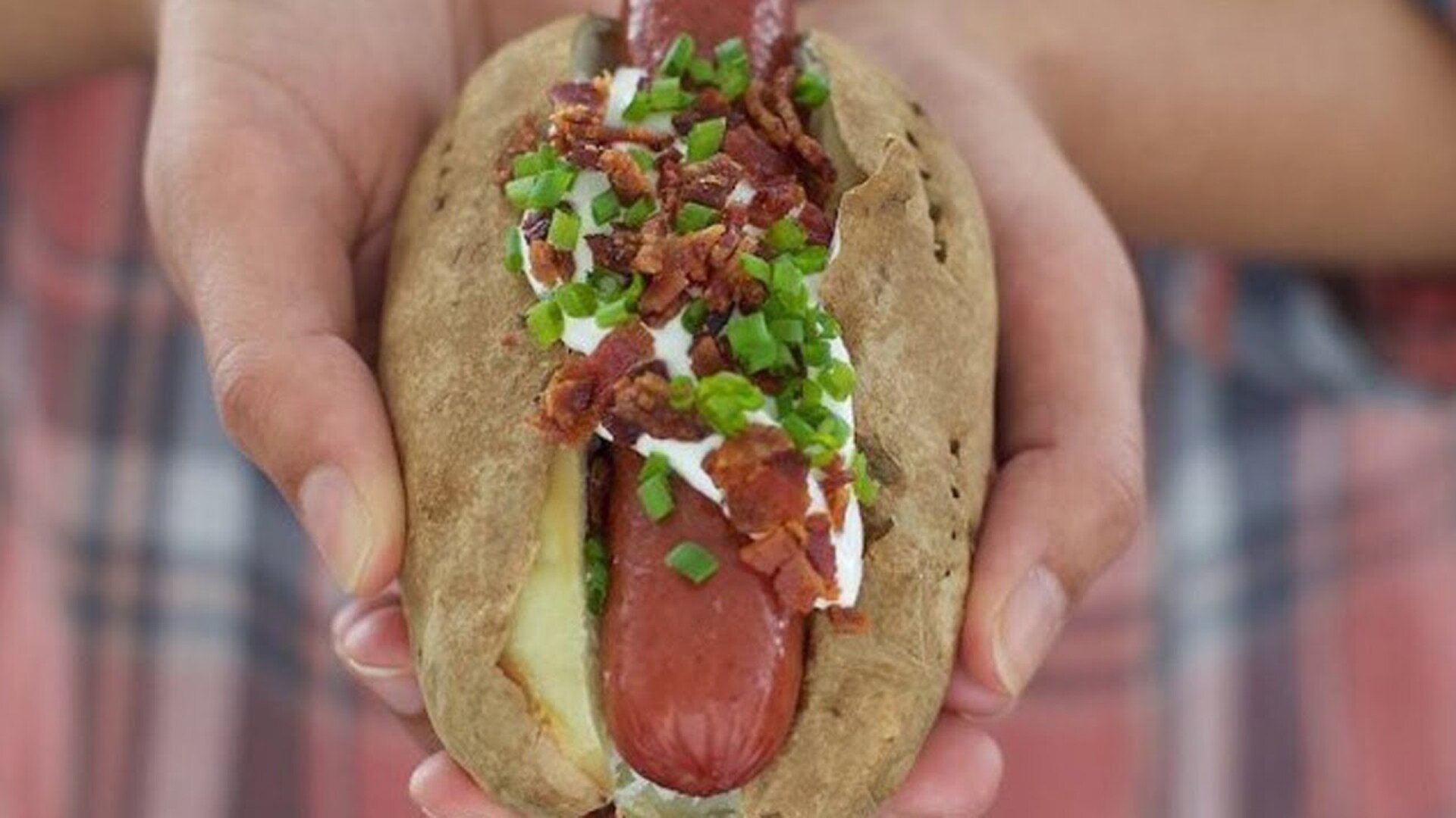 Video thumbnail for Hot Dogs You Should And Shouldn't Buy