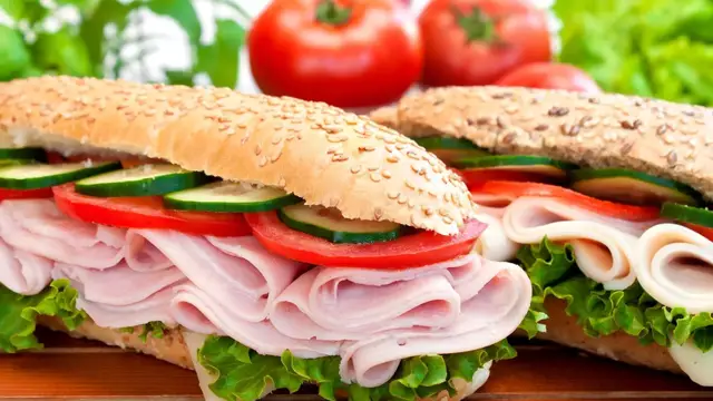 Video thumbnail for Here's What Employees Have To Say About Working At Jersey Mike's