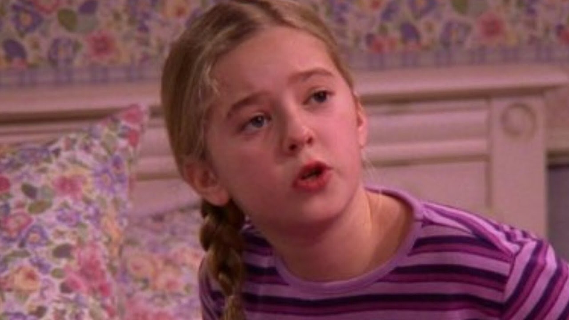 Video thumbnail for Ray Romano's TV Daughter Is Unrecognizably Gorgeous Now