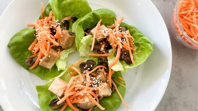 'Video thumbnail for Tofu And Mushroom Lettuce Wraps Recipe'
