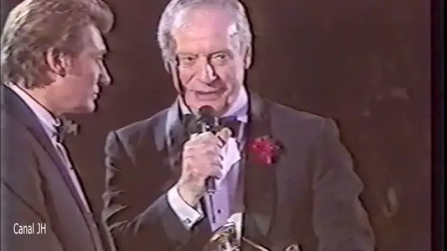 Video thumbnail for Johnny Hallyday - Victoires de la musique - 1994