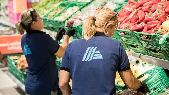 Video thumbnail for Aldi Secrets Employees Don't Want You To Know