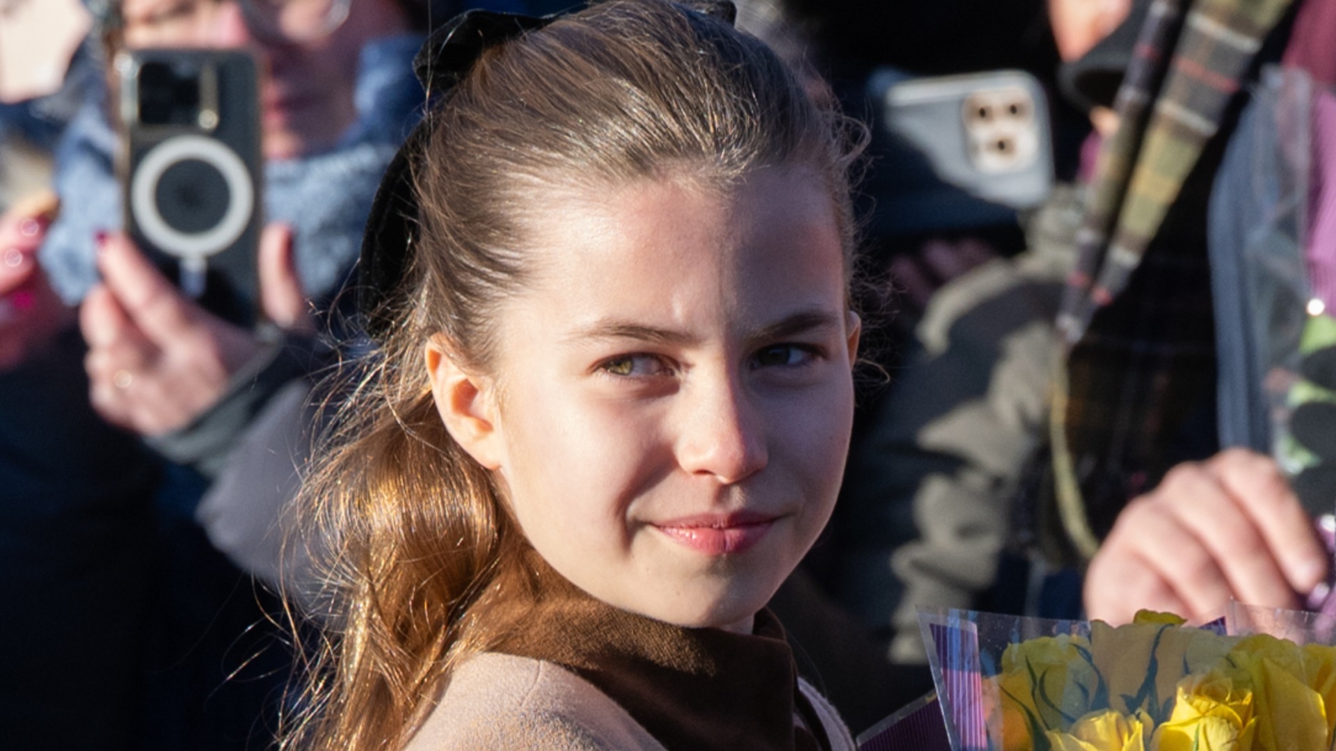 Video thumbnail for Will Princess Charlotte Be Chosen For Diana's Treasured Heirloom?