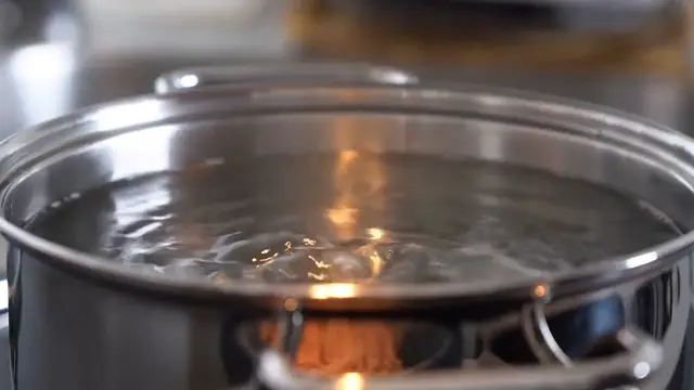 'Video thumbnail for Spaghetti alla Mezzanotte Authentic Italian Recipe - Midnight Feast'