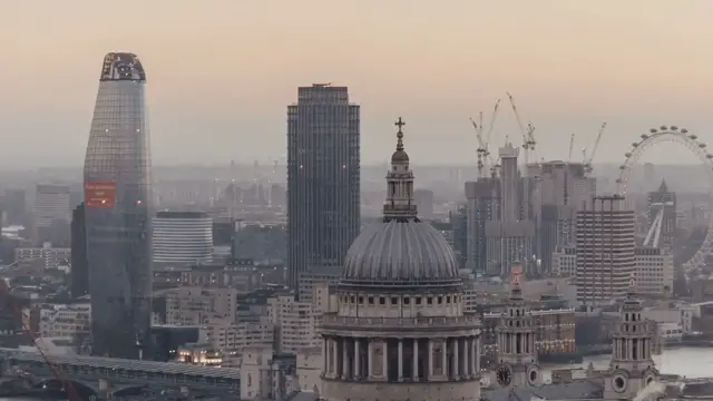 Video thumbnail for Exploring London's Top Museums: A Cultural Journey
