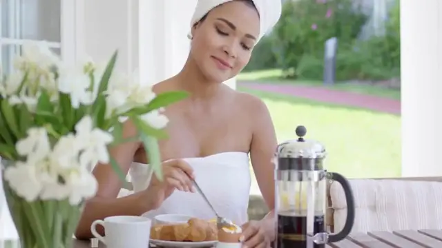 Video thumbnail for Breakfast Burrito Recipe: The Perfect Start to Your Day