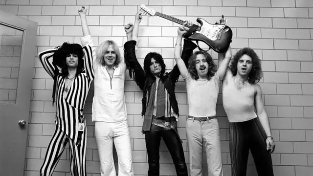 Video thumbnail for The 5 Best Rock Albums Of 1976
