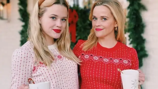'Video thumbnail for Reese Witherspoon's Daughter Has Grown Up To Be Her Twin'