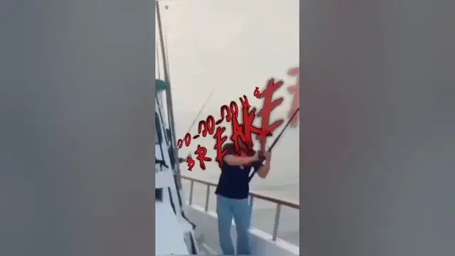 Video thumbnail for Double Fail #fails #fishingfails #boatfishing