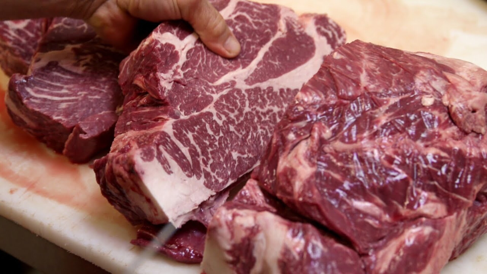 Video thumbnail for How To Tell If Meat & Other Foods Are Expired