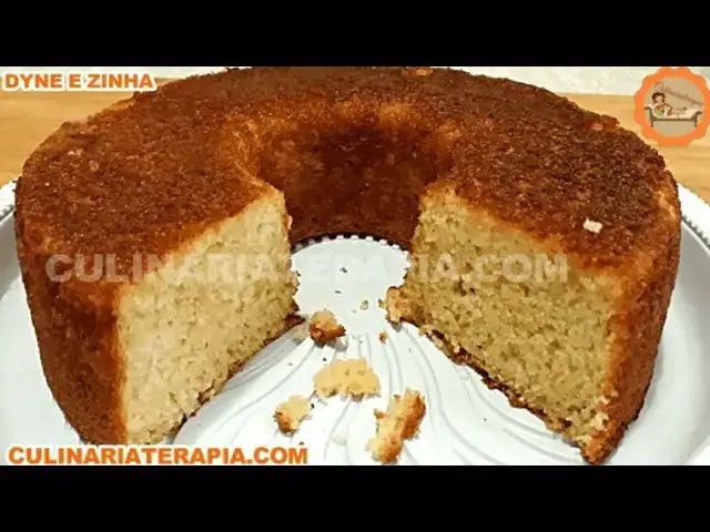 Video thumbnail for Sem Ovos!! Bolo Fofinho de Leite @Culinariaterapia