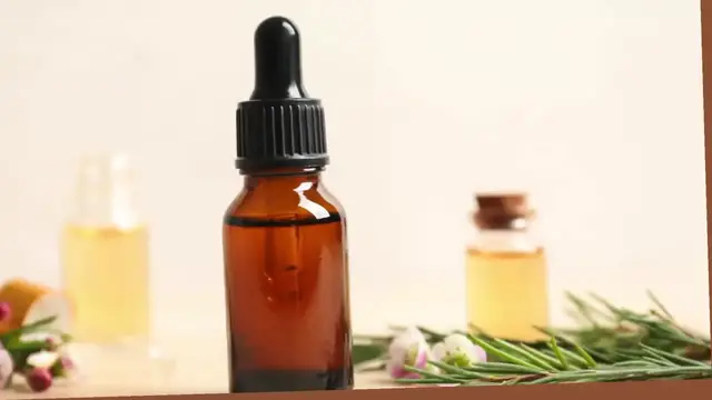 Video thumbnail for Stop Using Tea Tree Oil UNTIL You Watch This! (Common Mistakes)