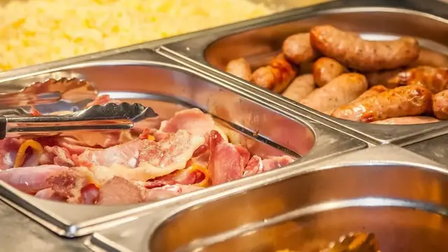 'Video thumbnail for The One Mistake You Should Avoid At Hotel Breakfast Buffets'