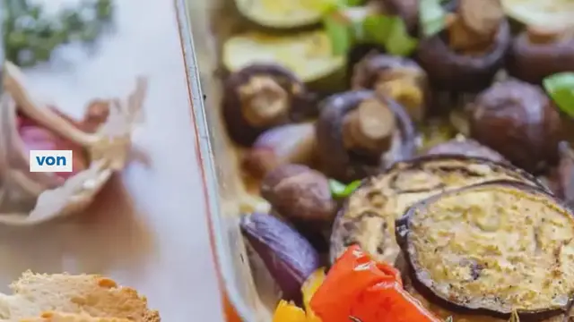 Video thumbnail for ITALIENISCHE ANTIPASTI SELBER MACHEN – SO GEHT’S GANZ SCHNELL!